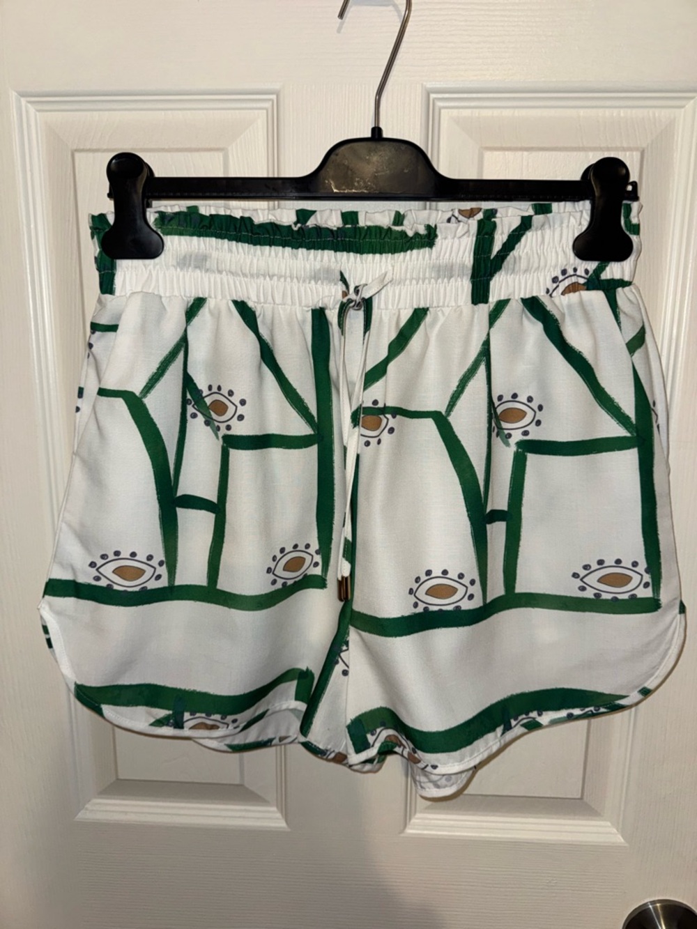 Commense Women's Green & White Printed Drawstring Shorts